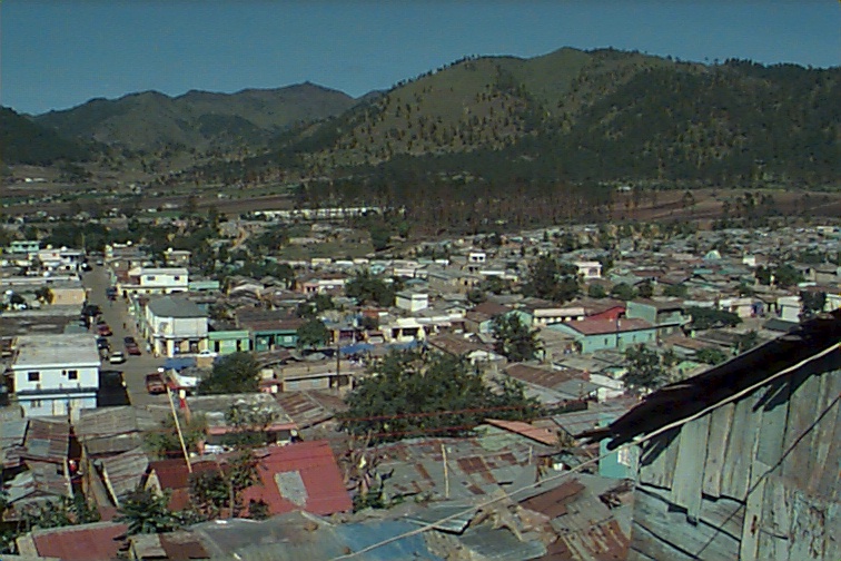 DamageinConstanza.jpg (195500 bytes)