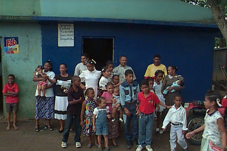 MembersatPescozon01.jpg (165215 bytes)